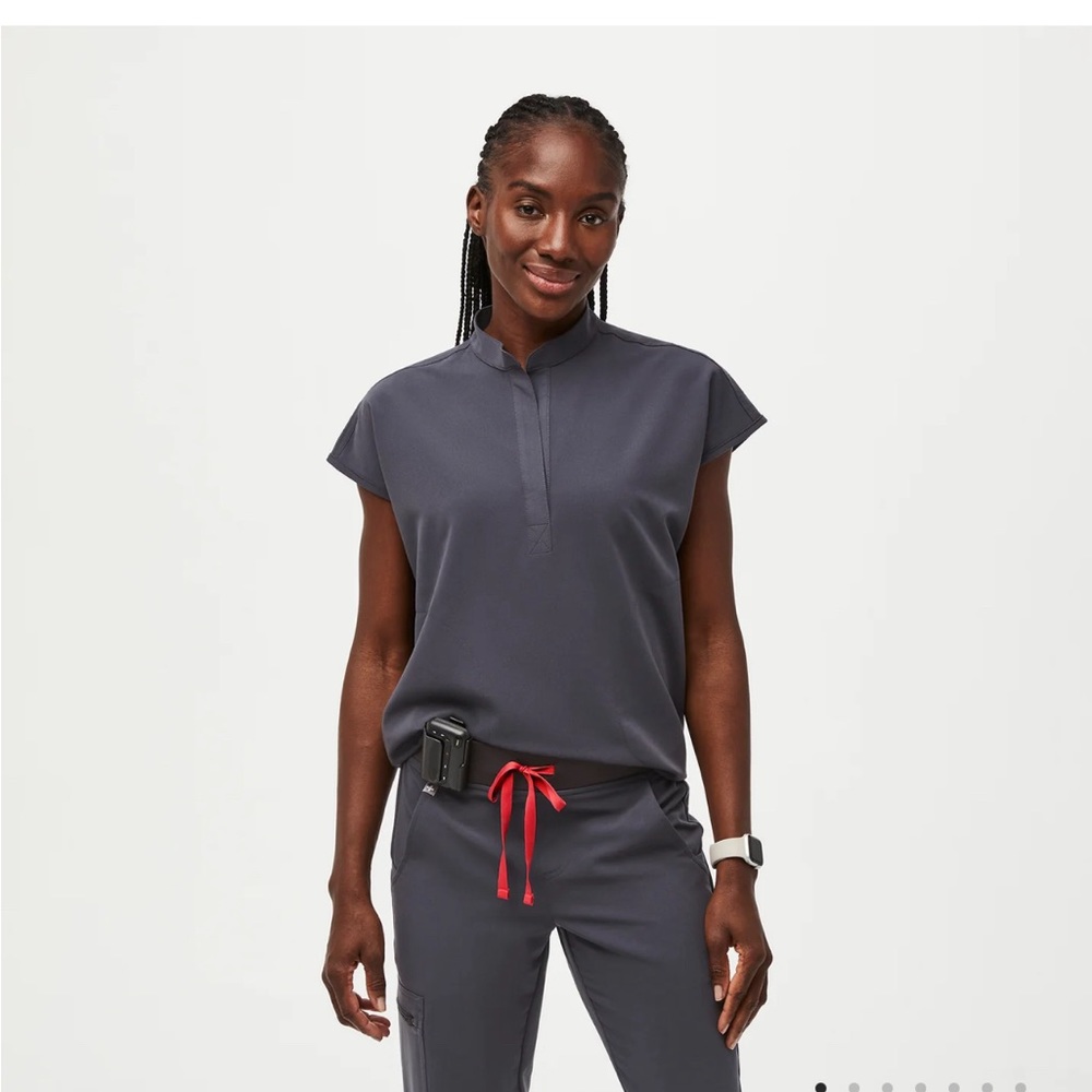 Figs Rafaela scrub top